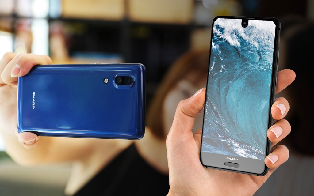 Sharp-aquos-s2-hands.jpg Sharp-aquos-s2-hands.jpg