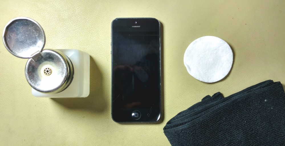 Как очистить iPhone от пыли и грязи