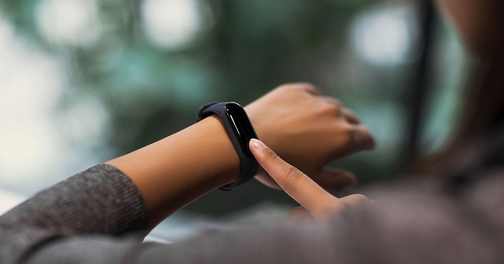 Mi-Band-3.jpg